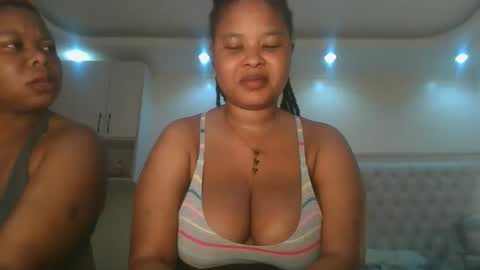 Snapshot of queen_kikih chatting on May 2026 06:09:02 AM Queen kikih online show from May 2026 06:09:02 AM
