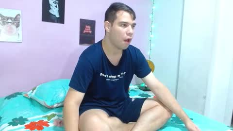  Queen night  online show from January 2026 12:54:02 PM