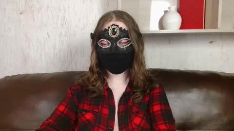Snapshot of queen_nora chatting on May 2026 11:00:02 PM Nora online show from May 2026 11:00:02 PM