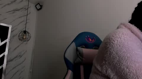   online show from November 2025 11:45:01 AM