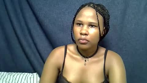 queen_polite online show from January 2026 06:00:02 PM