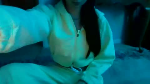 queenbee6269 online show from December 2024 07:41:01 AM