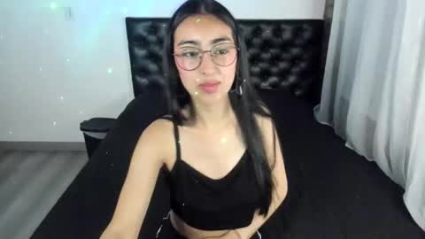 queenbyte_18 online show from February 2026 02:52:02 AM