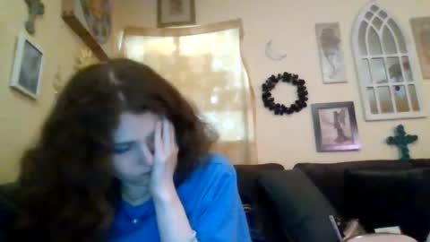 Snapshot of queencrimsonlvx chatting on July 2026 06:33:02 AM queencrimsonlvx online show from July 2026 06:33:02 AM