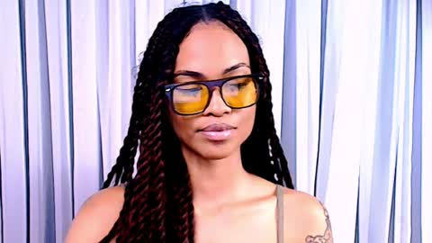 Snapshot of queendom_ing chatting on May 2026 11:49:02 AM Sweet Goddess online show from May 2026 11:49:02 AM