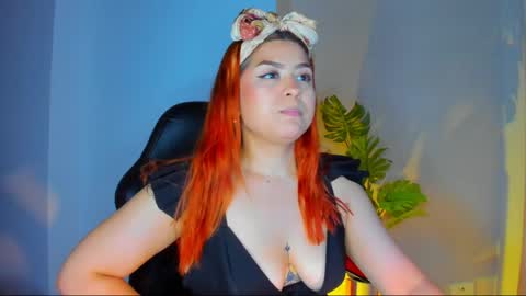 Snapshot of queengrett chatting on June 2026 04:00:02 PM Queen online show from June 2026 04:00:02 PM