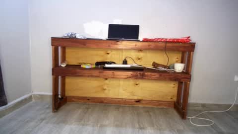 Nina online show from October 2025 02:11:01 AM