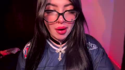 Snapshot of queenlamia chatting on July 2026 04:26:02 AM Taurus online show from July 2026 04:26:02 AM
