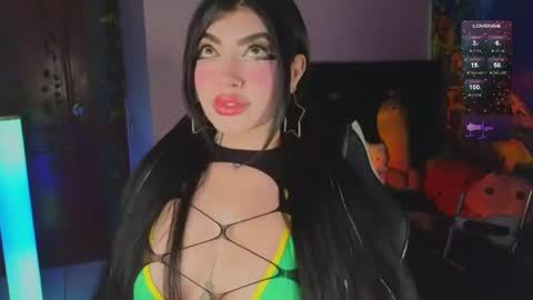 Snapshot of queenlamia chatting on July 2026 11:03:01 PM Taurus online show from July 2026 11:03:01 PM