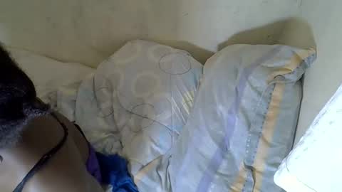 queenlena868103 online show from November 2025 09:58:01 PM