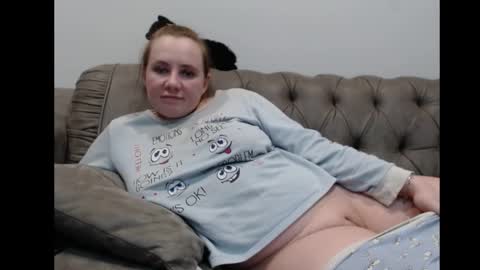 Snapshot of queenmymind chatting on March 2025 02:51:02 AM queenmymind online show from March 2025 02:51:02 AM