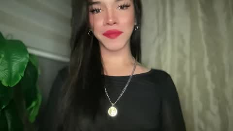 QUEEN online show from March 2026 04:10:01 PM