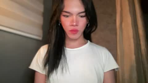 Snapshot of queenn_xxx chatting on June 2026 10:58:01 PM QUEEN online show from June 2026 10:58:01 PM