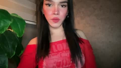 Snapshot of queenn_xxx chatting on July 2026 12:43:01 AM QUEEN online show from July 2026 12:43:01 AM