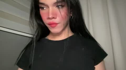 Snapshot of queenn_xxx chatting on July 2026 10:21:02 AM QUEEN online show from July 2026 10:21:02 AM