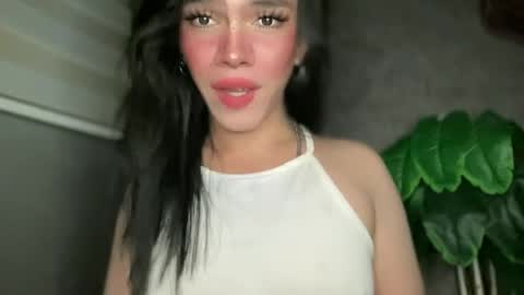 Snapshot of queenn_xxx chatting on August 2026 08:46:02 AM QUEEN online show from August 2026 08:46:02 AM