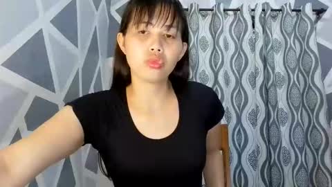 queennbbee online show from June 2026 07:09:02 AM