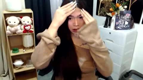 Mikka online show from April 2026 07:15:02 PM