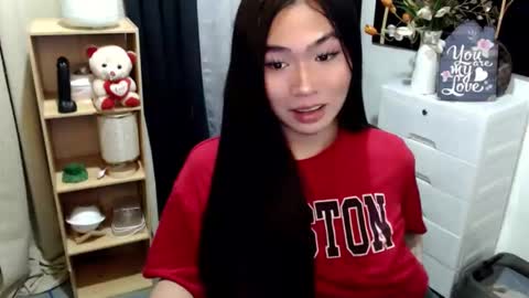 Mikka online show from April 2026 06:23:01 PM