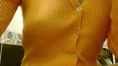 queenoftenderness online show from March 2026 08:02:02 PM