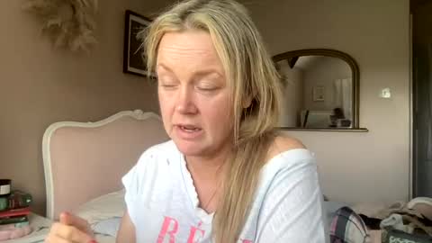 Snapshot of queenp333 chatting on May 2026 10:01:02 AM PrincessP333 online show from May 2026 10:01:02 AM