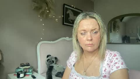 Snapshot of queenp333 chatting on July 2026 08:49:02 AM PrincessP333 online show from July 2026 08:49:02 AM
