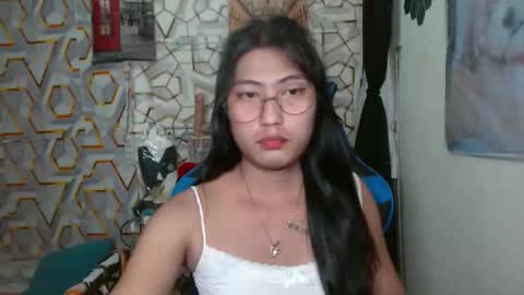 Snapshot of queensteffi chatting on May 2026 08:20:01 AM queensteffi online show from May 2026 08:20:01 AM