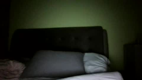 queenstuff online show from December 2025 09:20:01 PM