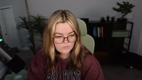 Bri online show from September 2025 02:57:01 AM