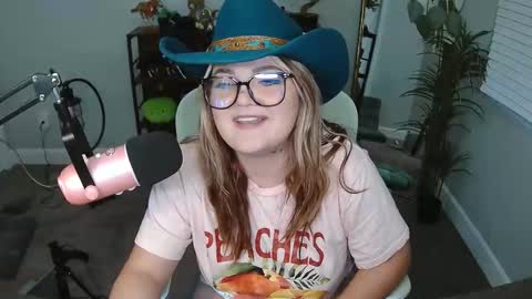 Snapshot of quervoqueen1 chatting on May 2026 04:07:02 AM Bri online show from May 2026 04:07:02 AM