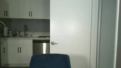 Jim online show from March 2026 04:51:02 AM