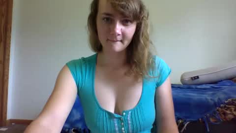 Snapshot of quicklikabunny chatting on June 2026 07:17:02 PM quicklikabunny online show from June 2026 07:17:02 PM