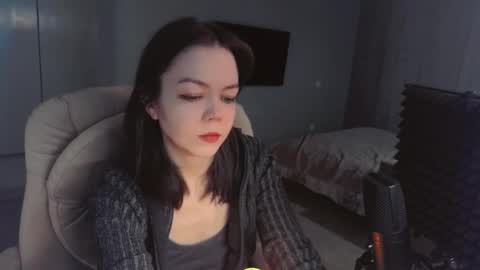 quietluxury online show from April 2026 12:04:01 PM