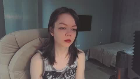Snapshot of quietluxury chatting on June 2026 11:37:02 AM quietluxury online show from June 2026 11:37:02 AM