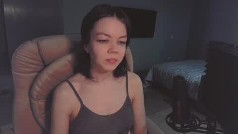 Snapshot of quietluxury chatting on July 2026 06:34:02 PM quietluxury online show from July 2026 06:34:02 PM