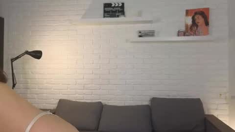 kiri online show from April 2026 09:39:01 PM