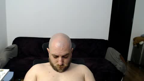 R0bila online show from May 2026 08:43:02 PM