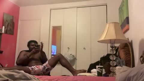 Snapshot of ra1nstorm chatting on November 2025 10:25:02 PM RA1NST0RM online show from November 2025 10:25:02 PM