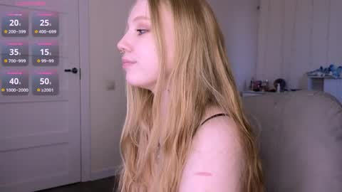 Rebecca  Becc online show from April 2026 05:16:01 PM