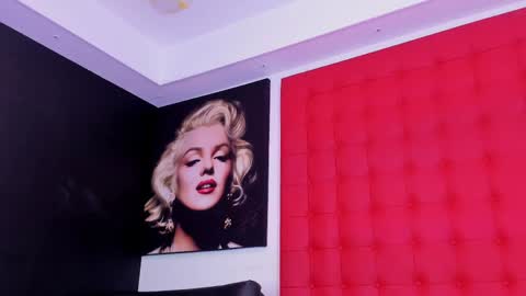  DALIANA  online show from April 2026 12:07:01 PM