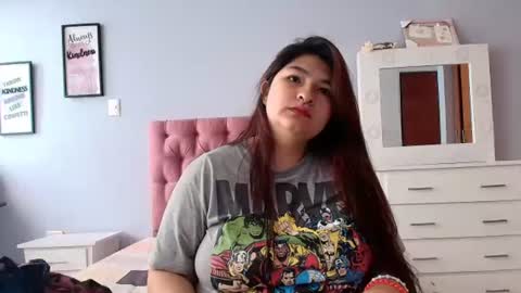 radiantgoddes online show from February 2025 01:08:01 PM