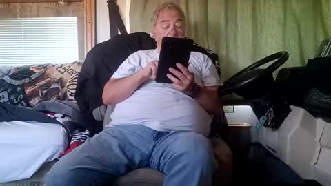 Radioman for fun online show from April 2026 03:03:02 PM