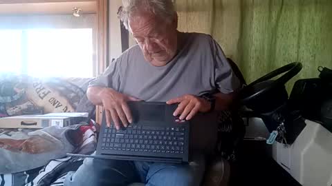 Radioman for fun online show from May 2026 02:45:01 PM