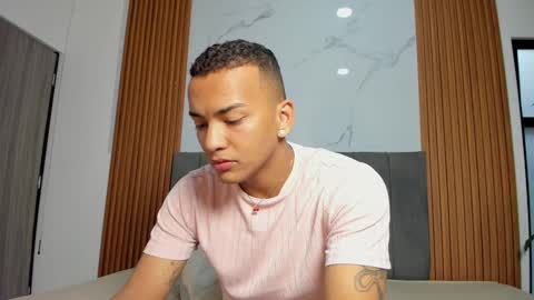 rafa_cruz online show from October 2025 11:33:02 AM