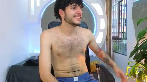 R A F A E L online show from September 2025 10:42:02 PM