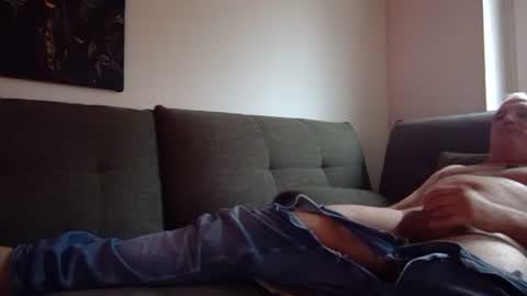 Snapshot of raffael303 chatting on November 2025 08:28:01 AM raffael303 online show from November 2025 08:28:01 AM