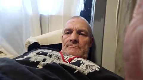 Snapshot of ragingzef69 chatting on May 2026 10:49:02 PM Bigthickdickinvic online show from May 2026 10:49:02 PM