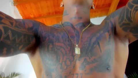 Andres H online show from December 2025 06:58:01 PM