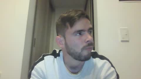 Snapshot of ragnor_vex chatting on December 2024 09:58:02 PM Ragnor vex online show from December 2024 09:58:02 PM