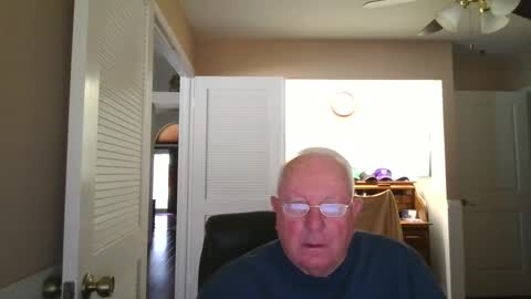 raiderman215 online show from January 2025 08:01:01 PM